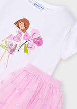 Load image into Gallery viewer, Girl's white top with mauve pink print with sequins and  mauve pink tulle skirt with elasticated waist. Mayoral 3946 set available on kidstuff.ie