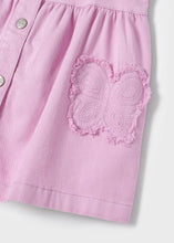 Load image into Gallery viewer, Pink dress and hat set. Mayoral 3907 Dungaree style dress and hat for a girl. Mauve pinafore and sunhat set for a girl.