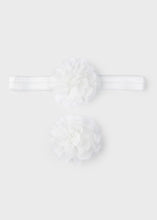 Load image into Gallery viewer, Ivory baby hairband and hair clip set. mayoral 9500 set in ivory.