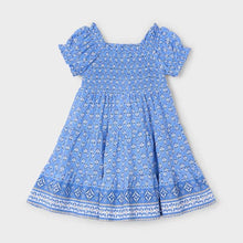 Load image into Gallery viewer, Girl&#39;s blue print dress with shirring and short sleeves. Mayoral girl&#39;s dress 3932 in indigo available on kidstuff.ie
