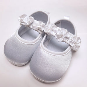 Baby Shoes for christening. white shoes for a baby girl. White satin baby shoes with velcro strap
